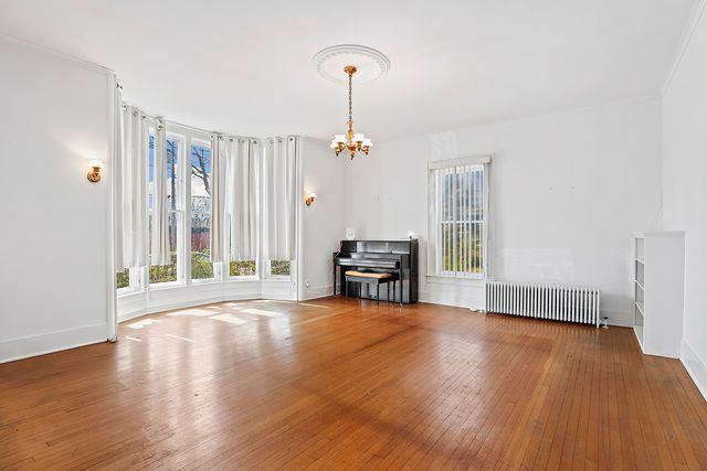 309 E 3rd Street, Sandwich, IL 60548