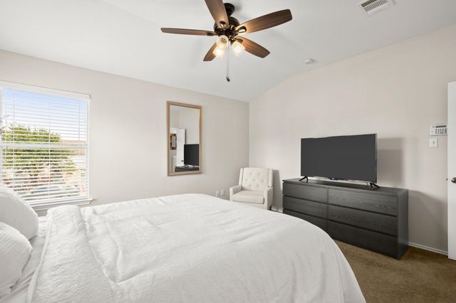 216 Sweet Leaf LN, Pflugerville, TX 78660