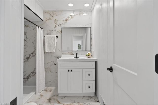 1604 E Lexington Avenue, High Point, NC 27262