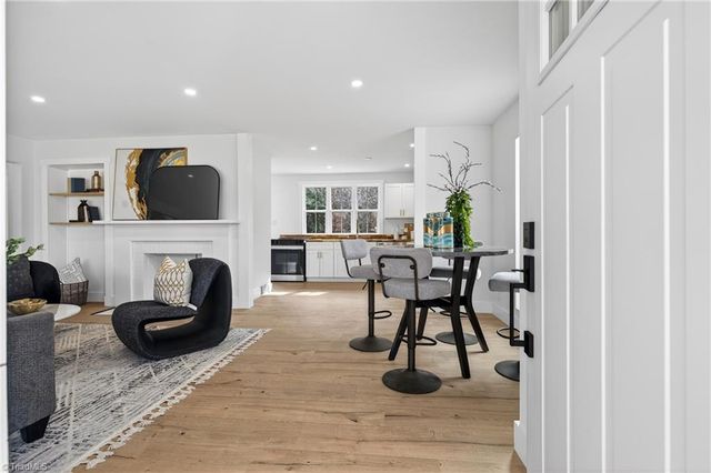 1604 E Lexington Avenue, High Point, NC 27262