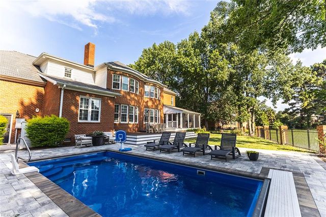 1224 Masters ROW, Chesapeake, VA 23320