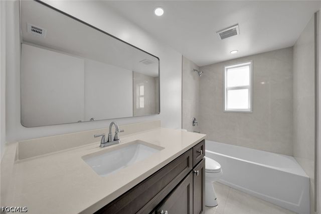 839 SW 48th TER 108, Cape Coral, FL 33914