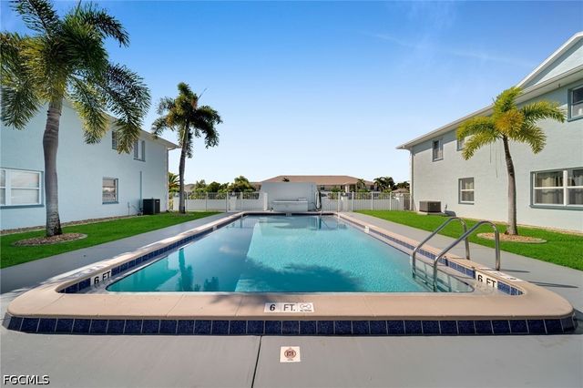 839 SW 48th TER 108, Cape Coral, FL 33914