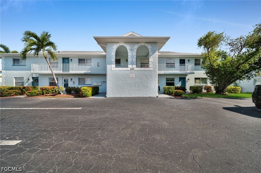 839 SW 48th TER 108, Cape Coral, FL 33914