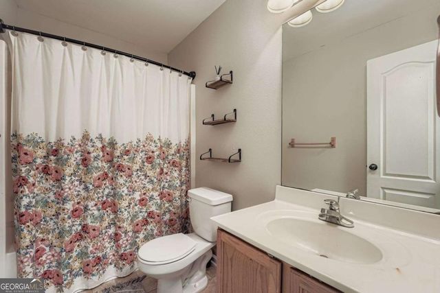 6854 White Walnut Way, Braselton, GA 30517