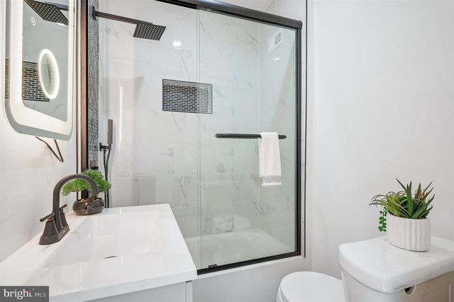 3712 MANAYUNK AVE, Philadelphia, PA 19128