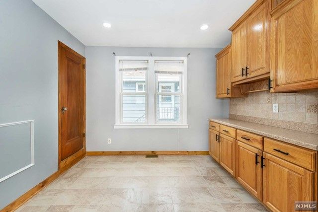 48 Redman Place, Totowa, NJ 07512