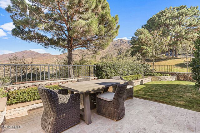 5944 MIRA HERMOSA Drive, El Paso, TX 79912