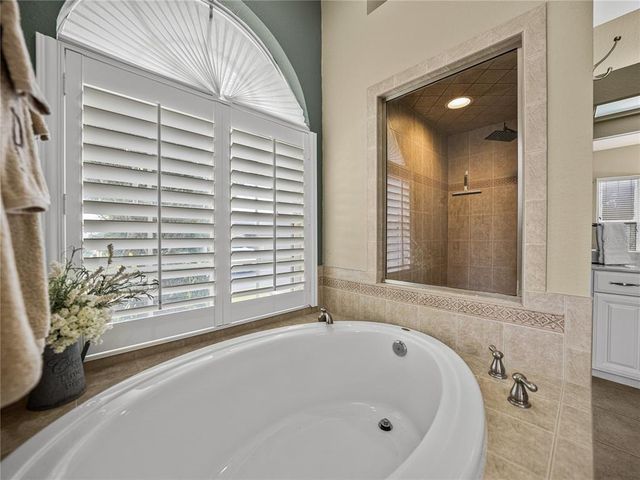 5713 VINTAGE VIEW AVENUE, Lakeland, FL 33812