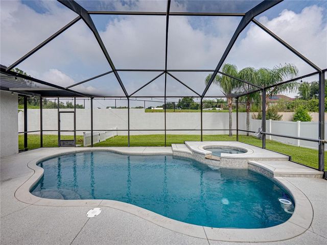 5713 VINTAGE VIEW AVENUE, Lakeland, FL 33812