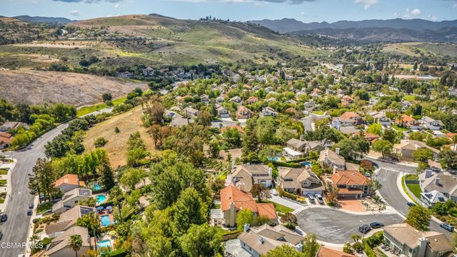 2750 Hilary Court, Thousand Oaks, CA 91362