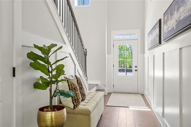 5559 Overview Drive, Flowery Branch, GA 30542