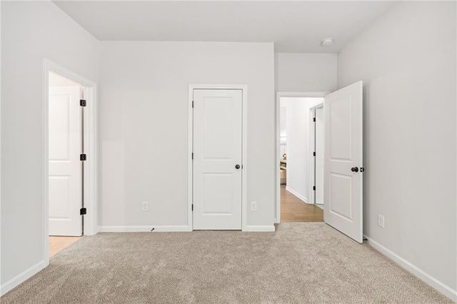 5559 Overview Drive, Flowery Branch, GA 30542