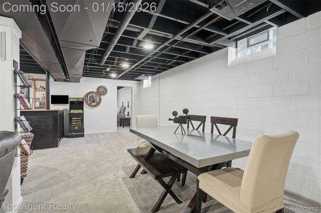 5267 Rostraver Court, Shelby Charter Township, MI 48316