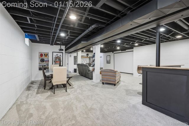 5267 Rostraver Court, Shelby Charter Township, MI 48316