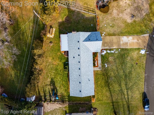 5267 Rostraver Court, Shelby Charter Township, MI 48316