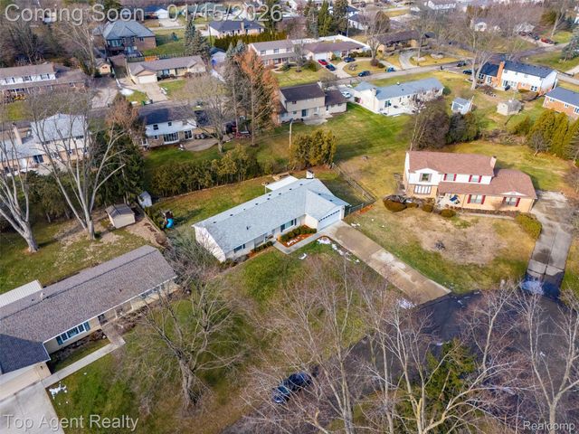 5267 Rostraver Court, Shelby Charter Township, MI 48316