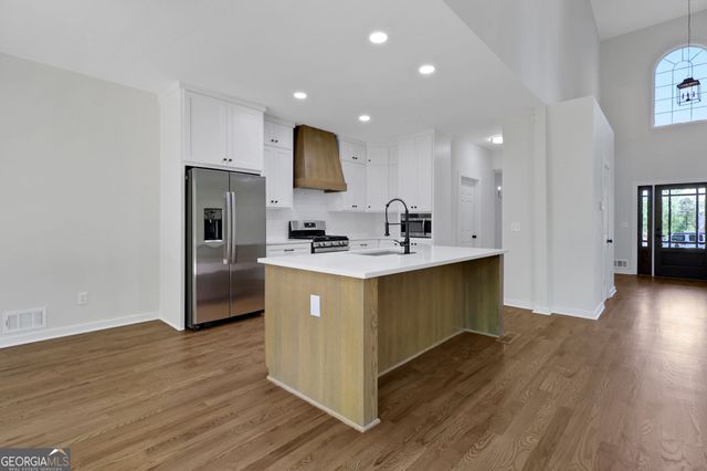 6259 Spring Lake Drive, Flowery Branch, GA 30542