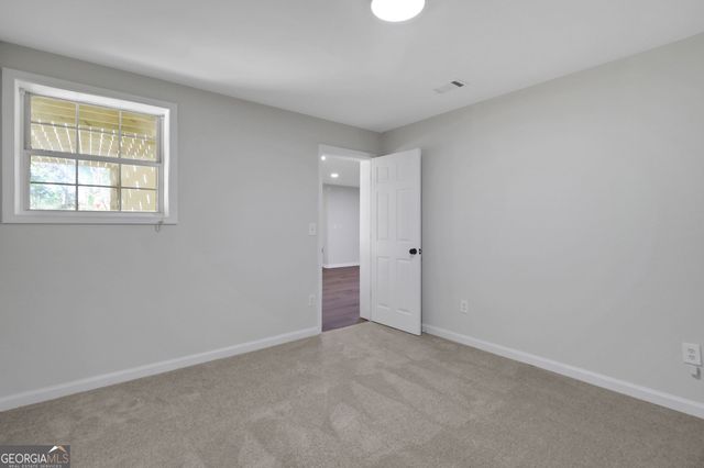 6259 Spring Lake Drive, Flowery Branch, GA 30542