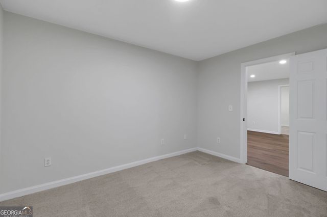 6259 Spring Lake Drive, Flowery Branch, GA 30542