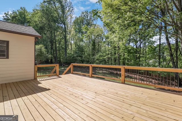 6259 Spring Lake Drive, Flowery Branch, GA 30542