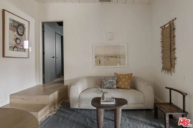 459 Dustin Drive, Los Angeles, CA 90065
