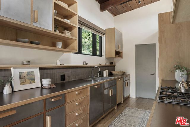459 Dustin Drive, Los Angeles, CA 90065