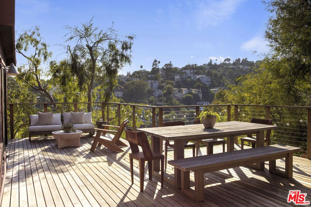 Image 27 of property listing at 459 Dustin Drive, Los Angeles, CA 90065