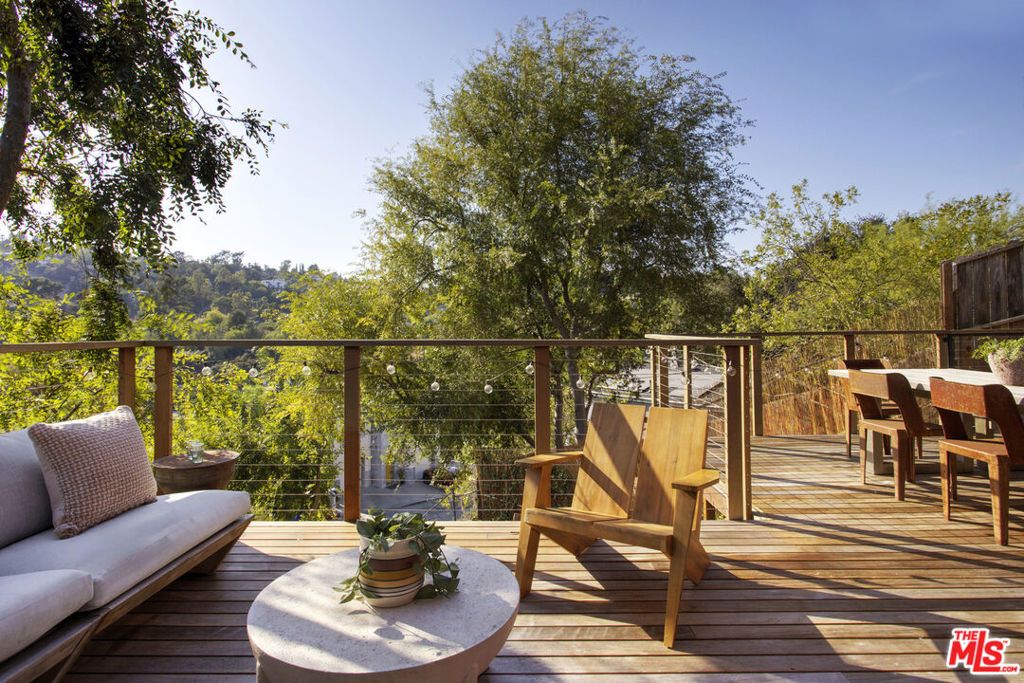 Image 30 of property listing at 459 Dustin Drive, Los Angeles, CA 90065