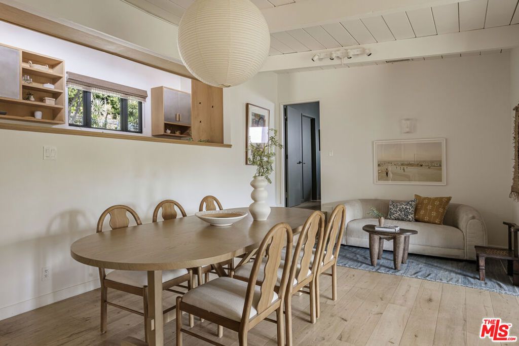 Image 8 of property listing at 459 Dustin Drive, Los Angeles, CA 90065