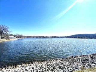 9 Hwy HH, Catawissa, MO 63015