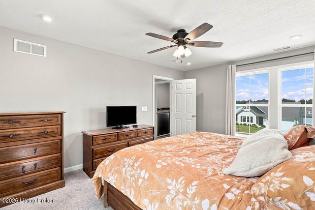 203 Blue Ridge Cir, Mt Washington, KY 40047