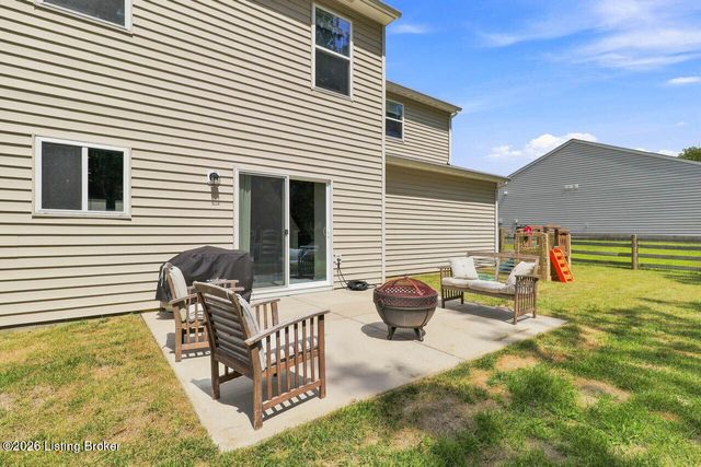 203 Blue Ridge Cir, Mt Washington, KY 40047