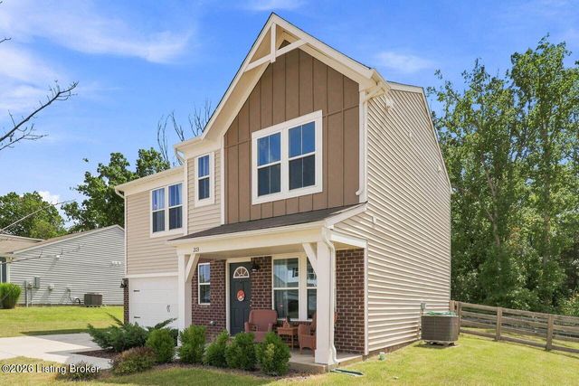 203 Blue Ridge Cir, Mt Washington, KY 40047