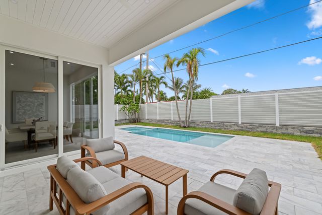 533 Driftwood Road, North Palm Beach, FL 33408