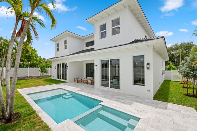 533 Driftwood Road, North Palm Beach, FL 33408