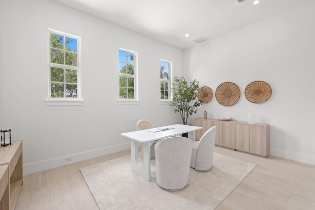 533 Driftwood Road, North Palm Beach, FL 33408
