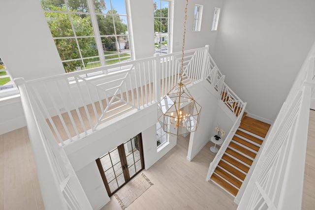 533 Driftwood Road, North Palm Beach, FL 33408