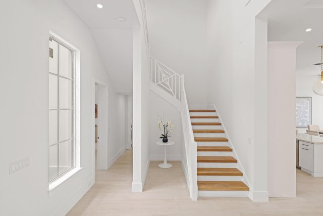 533 Driftwood Road, North Palm Beach, FL 33408