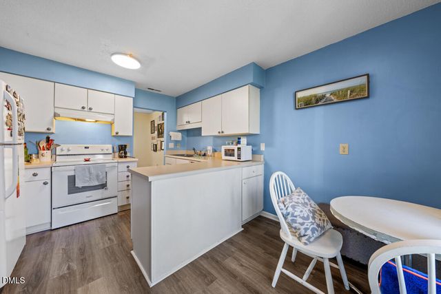 250 S Estes Drive Apt 61, Chapel Hill, NC 27514