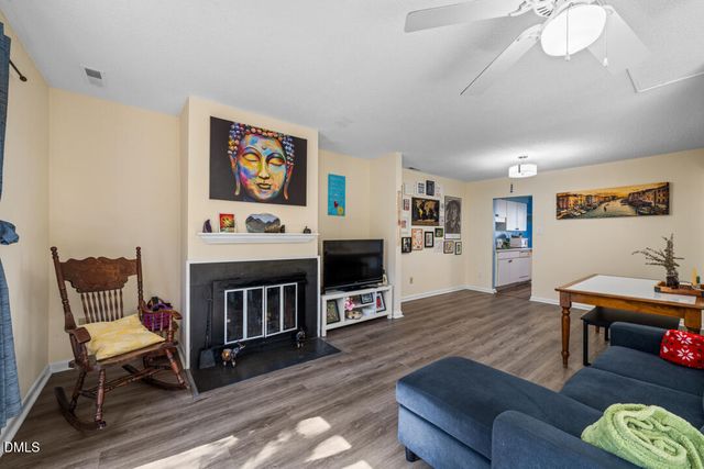 250 S Estes Drive Apt 61, Chapel Hill, NC 27514