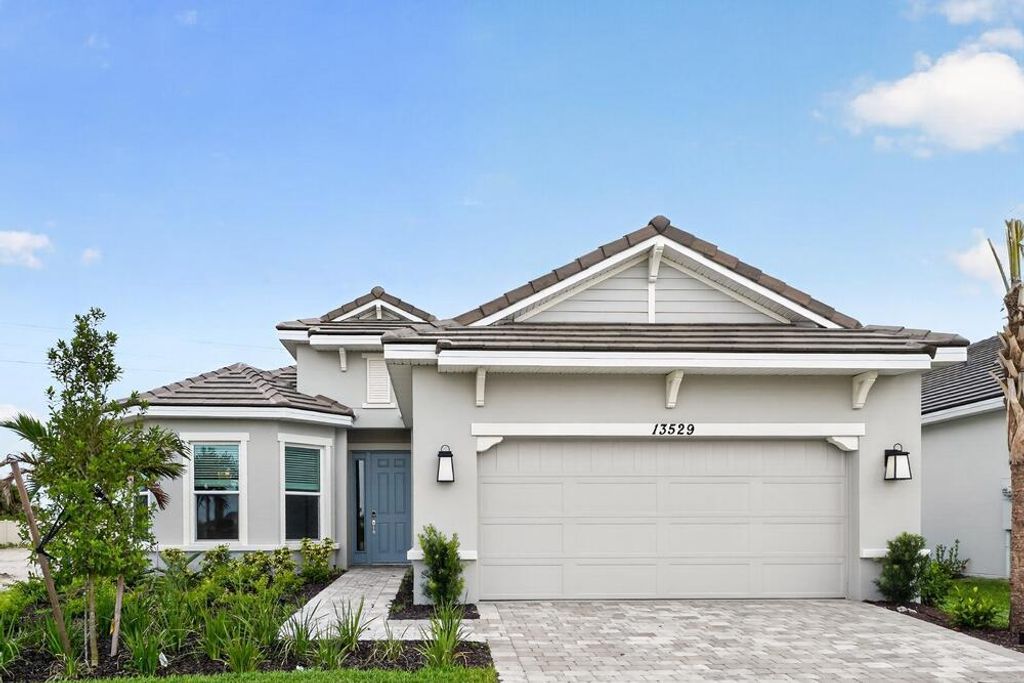 13529 SW Mazzano Street, Port St. Lucie, FL 34987