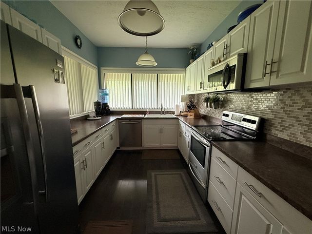 171 Granger Road 115, Medina, OH 44256
