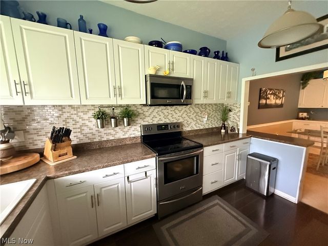 171 Granger Road 115, Medina, OH 44256