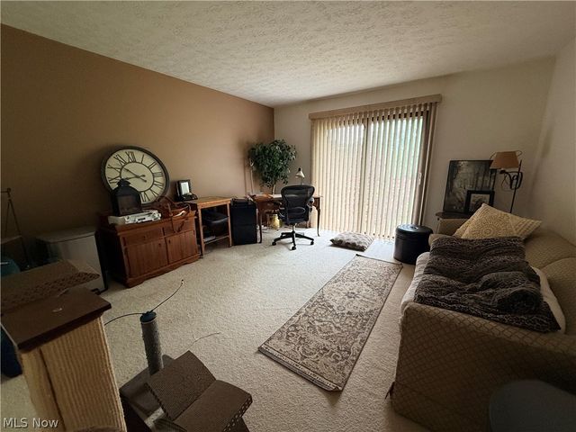 171 Granger Road 115, Medina, OH 44256