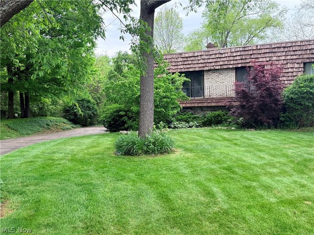 171 Granger Road 115, Medina, OH 44256