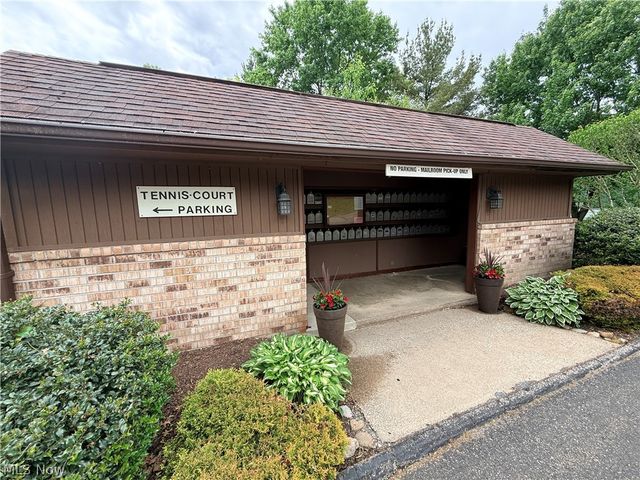 171 Granger Road 115, Medina, OH 44256