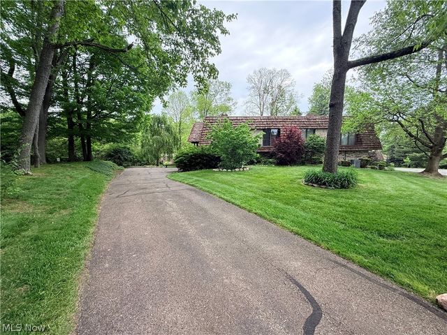 171 Granger Road 115, Medina, OH 44256
