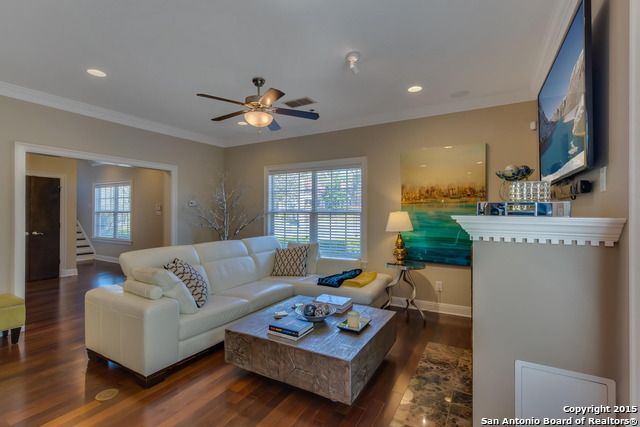 158 Katherine Ct C, San Antonio, TX 78209