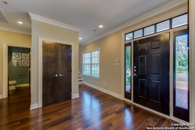 158 Katherine Ct C, San Antonio, TX 78209